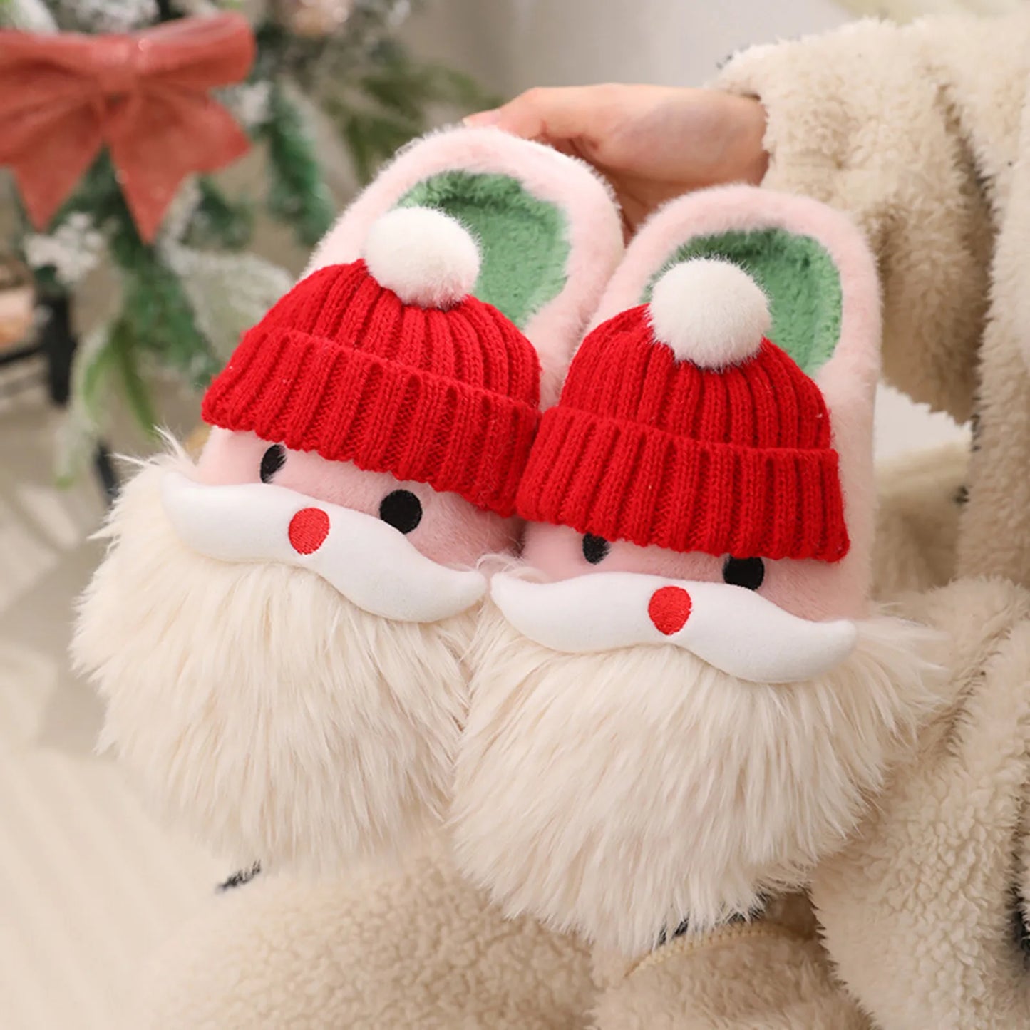 2024 New Christmas gifts Slippers Woman Cartoon Santa Claus Plush Warm Winter Indoor Shoes Cute Women's plush slippers home